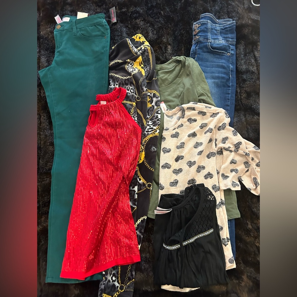 Juniors Size M Clothing Lot No Boundaries Jeans Tops Sweater Sequin Party